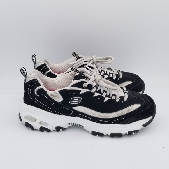 Skechers | Shoes | Skechers Dlites Extra Wide Fit Womens Lifestyle Sneakers  Black White Size 85 | Poshmark